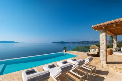 Image de Villa Xeni – Luxurious Villa with Stunning Sea Views & Summer Kitchen