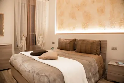 Image de Carrara Deluxe Home. An elegant apartment with a modern rustic charm. Bergamo.