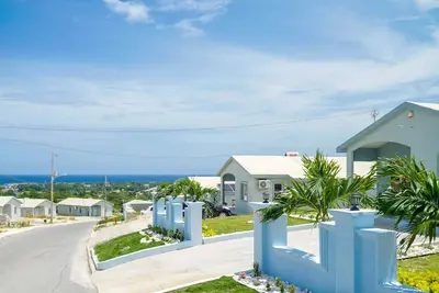 Image de Luxury Overlooking Puerto Seco Beach @ Camelot