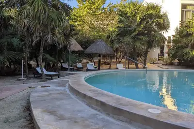 Image de Cozy nest, peaceful, family friendly condo right by the ocean!