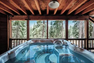 Image de New-Powder & Pines: Donner lake/spa/ Pet-Friendly