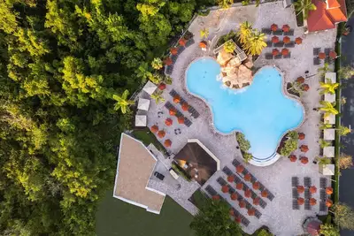 Image de More Than a Stay—A Better Way to Travel! 2 Units with Kitchen, Outdoor Pool!
