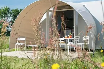 Image de ZEcamping 4* familial piscine chauffée mobil-home 18m2