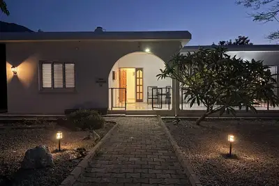 Image de Villa Jacaranda | Peaceful 2br Retreat Near the Sea