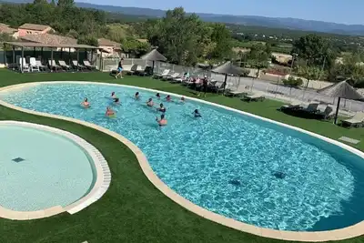 Image de Camping 3 étoiles - Piscine  - ccbgbde