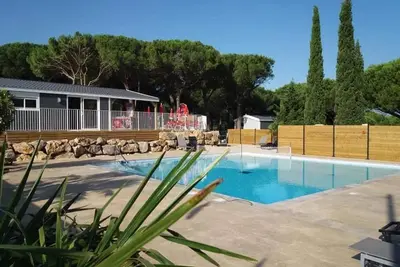 Image de Camping 3 étoiles - Piscine  - ccbfhbc