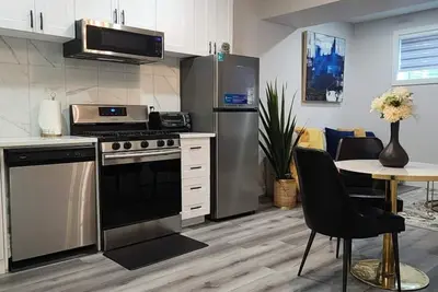 Image de Modern Cozy One Bedroom suite Near Wem