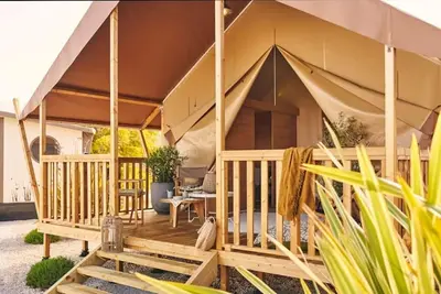 Image de Camping 4 étoiles - Piscine  - ccbgeb0