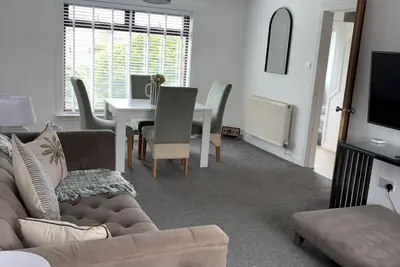 Image de Ayr 2-Bed House, Sleeps 4 with Garden & Parking