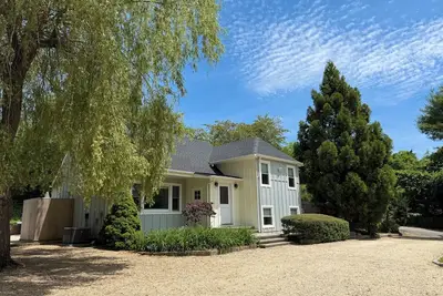 Image de Peaceful and Private 4-Bedroom Home in Southampton