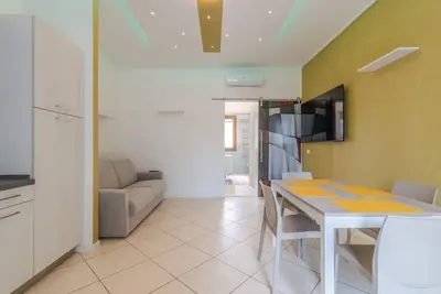 Image de Cozy 45 sq m apartment, ideal for 4 people, located on the first floor of a building without an elevator (steps required). The accommodation is located in the center of Campalto, in an area served by all major amenities. Venice Marco Polo Airport is just