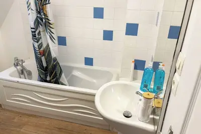 Image de Appartement rénové 50m2 avec jardin commun et Parking privé