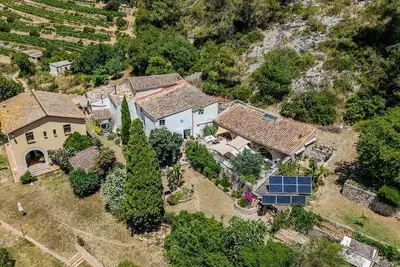 Image de Country House | 17 hectares of private natural grounds | Pet-Friendly