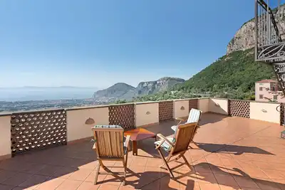Image de Villa « Rosaldo » avec vue sur la mer, Wi-Fi et climatisation
