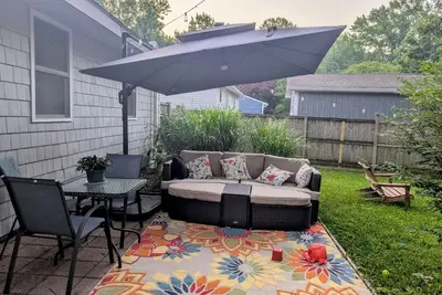 Image de Charming 3-bedroom home in Arnold’s water-privileged community near the park