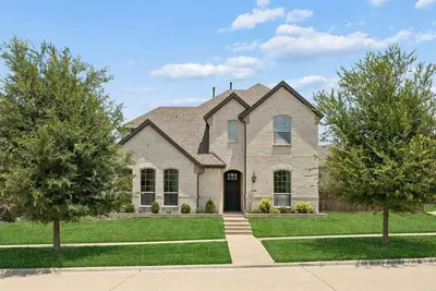 Image de Tch - Spacious 5 bed/3. 5 bath in Plano with Yard