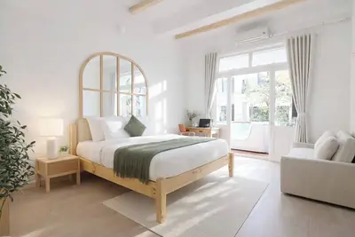 Image de Jacuzzi house West Lake 3br & Nice Balcony/ Quiet