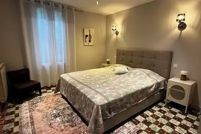 Image de A 8 minutes du parc spirou provence! maison de campagne.