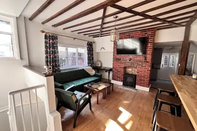 Image de George St Oasis - Historic charm meets modern luxury, with garden dog friendly