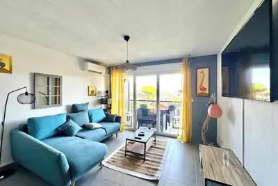 Image de Appartement 3 pièces tout équipé climatisé à 10 minutes à pied de Frejus Plage