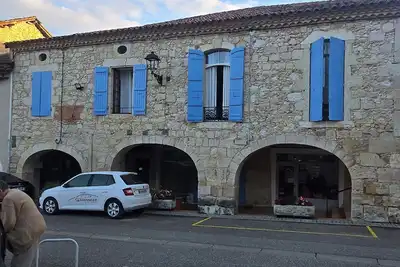 Image de Appartement  vue imprenable sur le vigne et le cœur du village calme