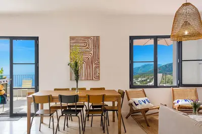Image de Villa Azurea – Vue panoramique mer et montagne à Brando
