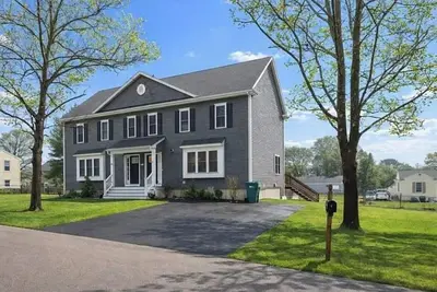 Image de 2026 Fifa World Cup Stay in a Brand New Luxury Home 15 Min to Gillette Stadium