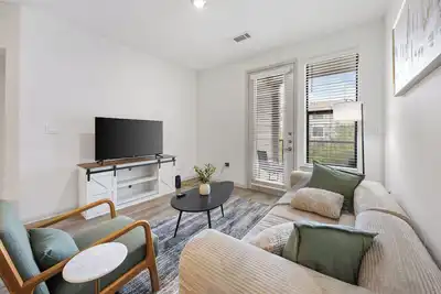 Image de Frisco Getaway with Pool, Gym & Free Parking