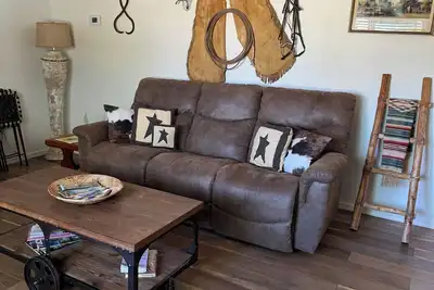 Image de Beautiful 2-bedroom house with Ac in pleasant Benson