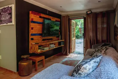 Image de Gillford Gallery Executive Luxury Apartment  2 Bedrooms 2 Bathrooms  Patio