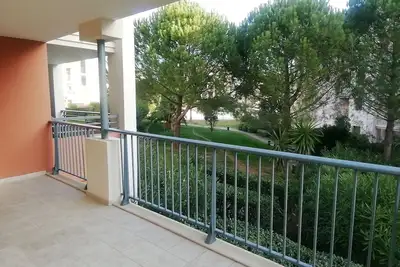 Image de Superbe appartement dans résidence avec piscine