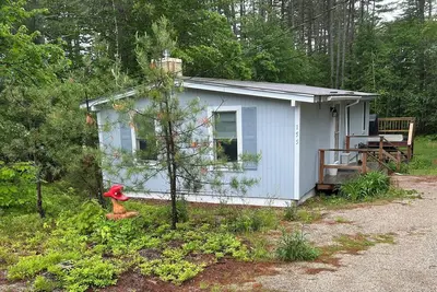 Image de Cozy 2-bedroom cottage with Ac and beach access in lovely Fryeburg, Maine