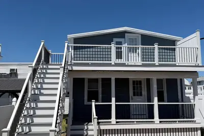 Image de Seaside on I, Soothing 4-bedroom house sleeps 10 with Ac in welcoming Hampton