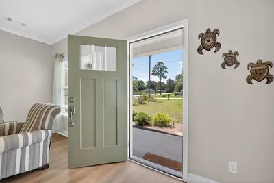 Image de Introducing “Napping Turtle”a climate controlled cottagein Springfield, Georgia