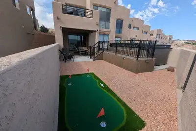 Image de The Overlook Oasis at Lake Powell with swim spa!