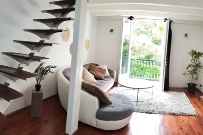 Image de Triplex de charme avec terrasse au cœur des 5 Cantons