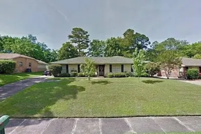 Image de Spacious 4br Montgomery Home Sleeps 10 | Great WiFi  Pet Friendly & Ideal for Families  Groups