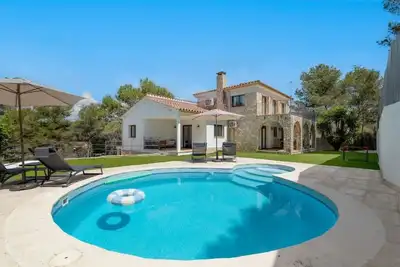 Image de Villa w/ Pool | 10 min to Sitges I Casa Laura