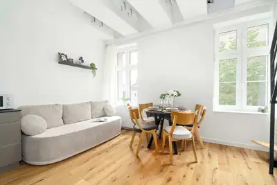 Image de Stylish Studio with a Mezzanine | Near the Market Square