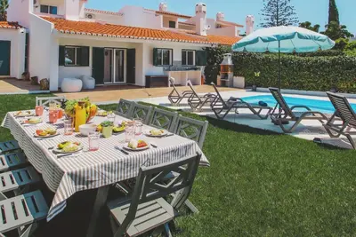Image de Elegant Villa w/ Heatable Pool and Bbq