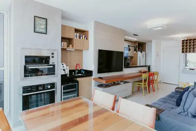 Image de 2-bedroom apartment in Enseada Azul with rooftop pool and barbecue