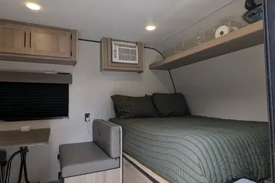 Image de Modern Camper in the Heart of Danville