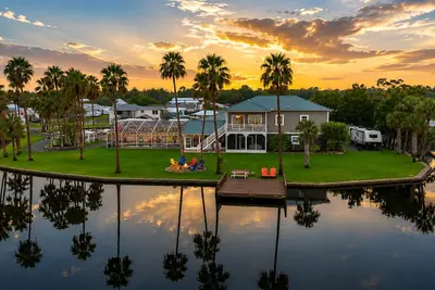 Image de Private 1-Acre Waterfront Peninsula on the Homosassa River.