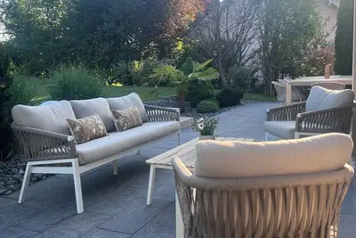 Image de Jolie maison avec piscine chauffée, au calme