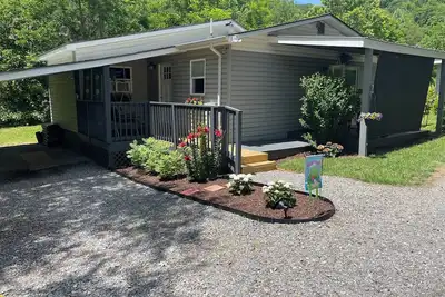 Image de Soothing 1-bedroom cottage with Ac in charming Clyde. Located on quiet 5 acres