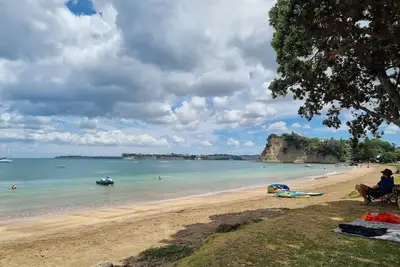 Image de Coastal Retreat - Near Beach and Shops