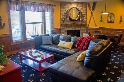 Image de Week of July 4th in a Cozy 4-bedroom cottage in wonderful Branson Missouri!