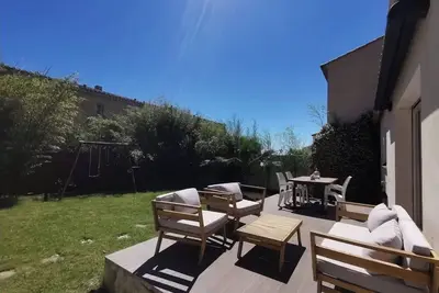 Image de Villa à la campagne près des Alpilles  Animaux de compagnie bienvenue