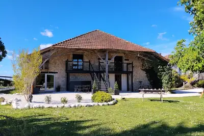 Image de Domaine Les Moustans | Sleeps 38 & Pool | Family & Group Retreat