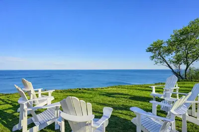 Image de Cliff House with spectacular views of Cape Cod Bay